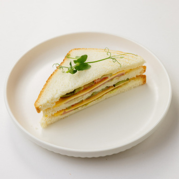 Бутерброд с ветчиной 160гр. Кострома